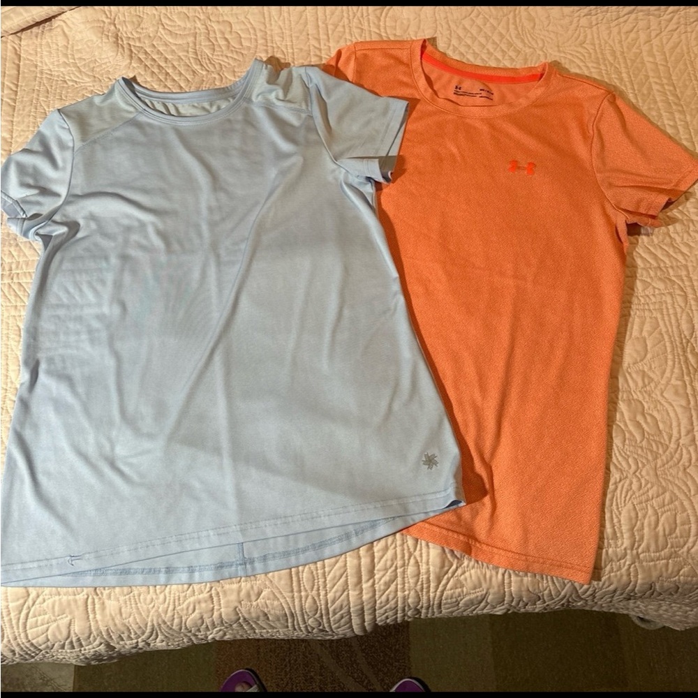 Bundle of 2 ladies Medium dry tek/ heatgear shirts, Sz Medium:dry tek is NWOT